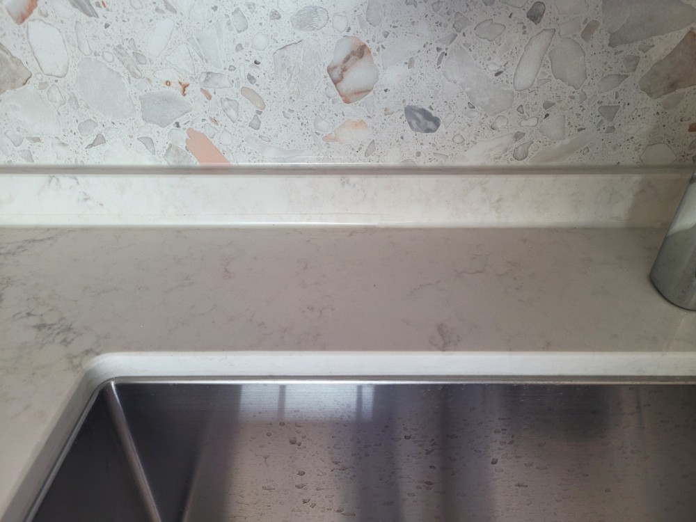 7d99ad45400ee1a27bb1867b7187029b_1673915