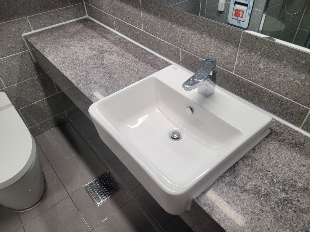 7d99ad45400ee1a27bb1867b7187029b_1673915