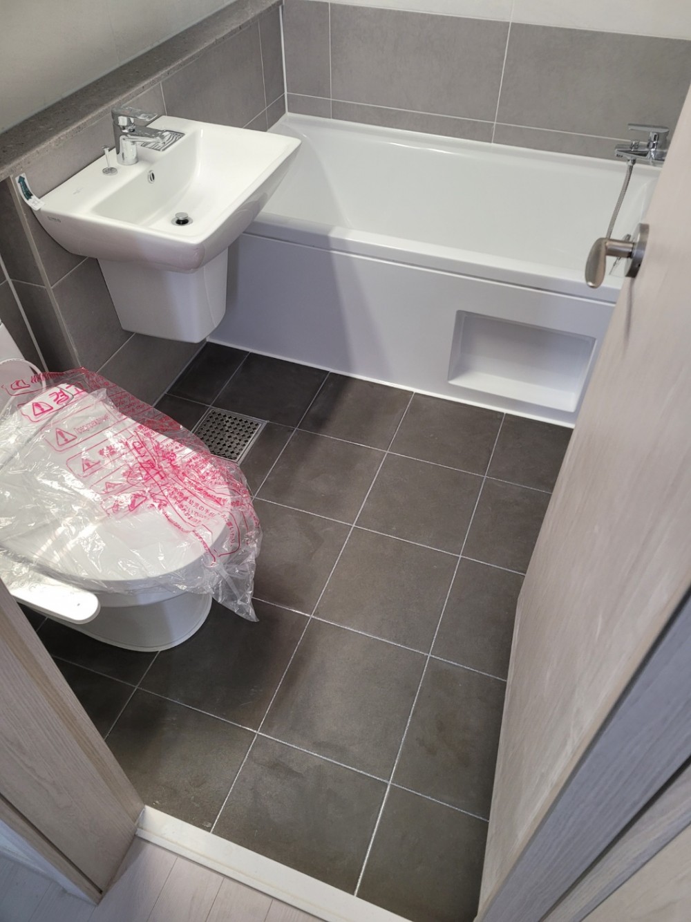 a90e9f447139879a6d42b8aed0b3e8fa_1684389