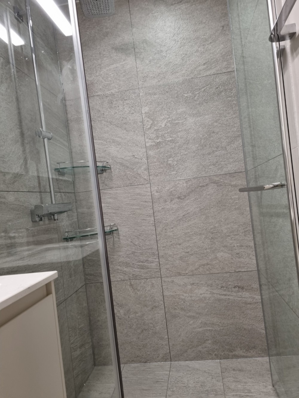 f517ea60949e72aed4097b0095012fe0_1701306